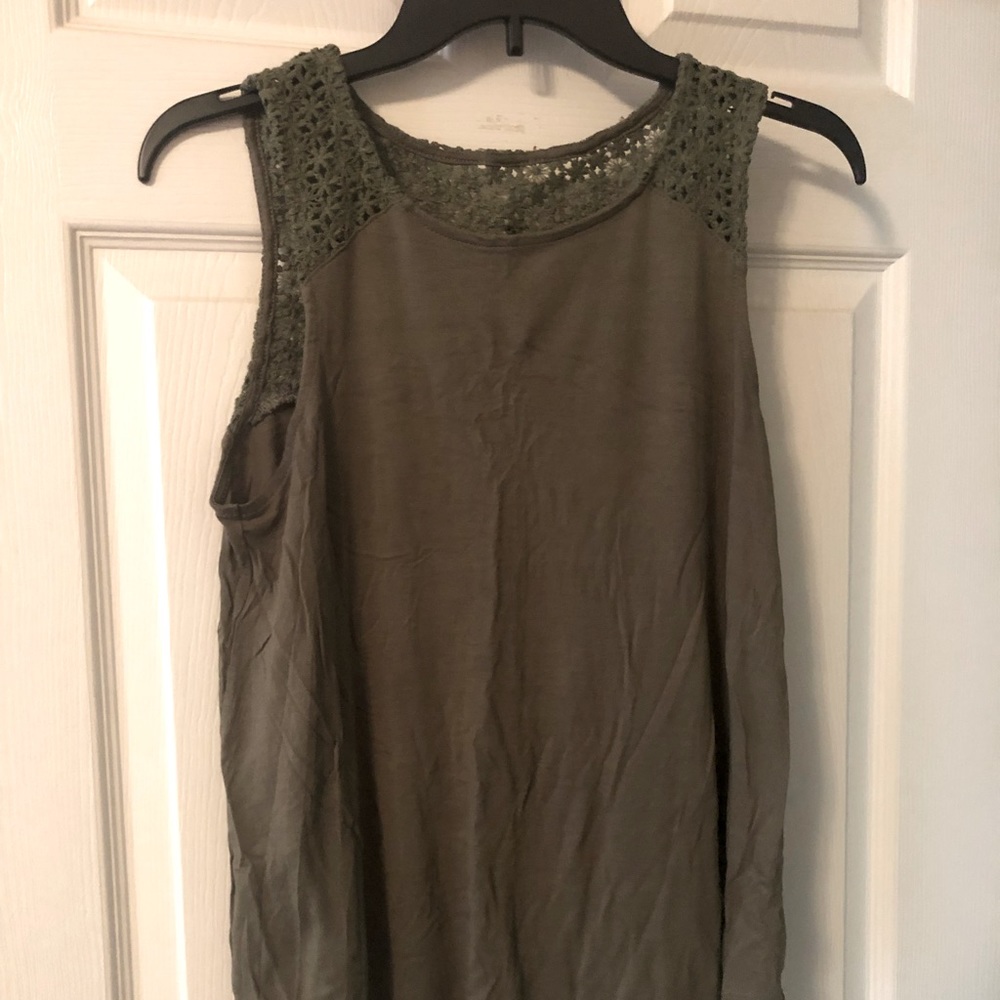 Olive no sleeve women’s top.